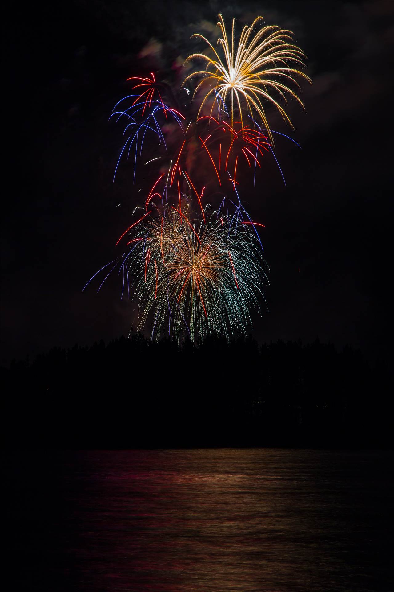 Dillon Reservoir Fireworks 2015 55 -  by Scott Smith Photos