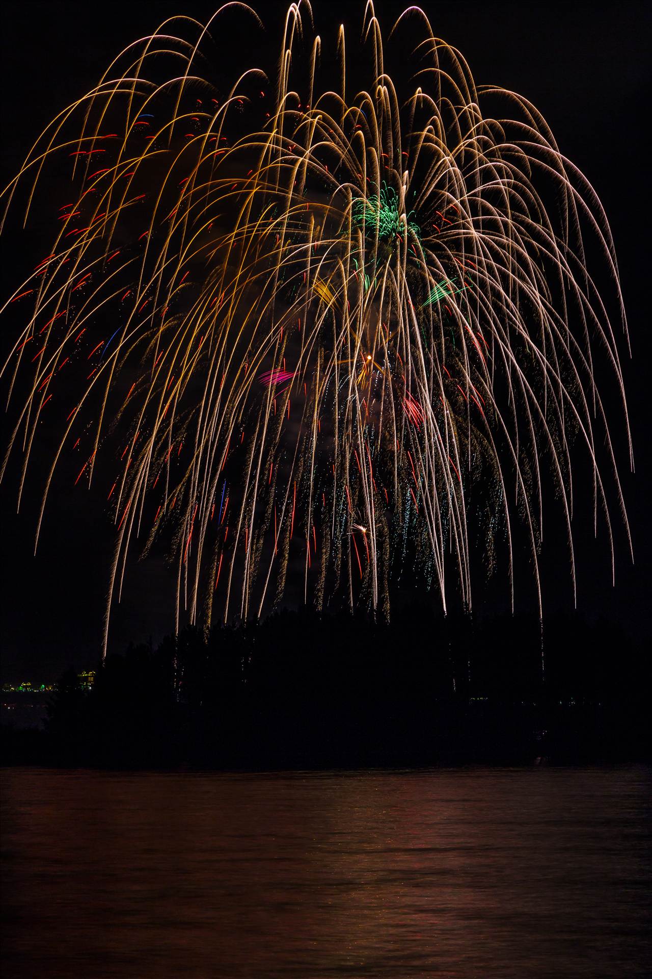 Dillon Reservoir Fireworks 2015 48 -  by Scott Smith Photos