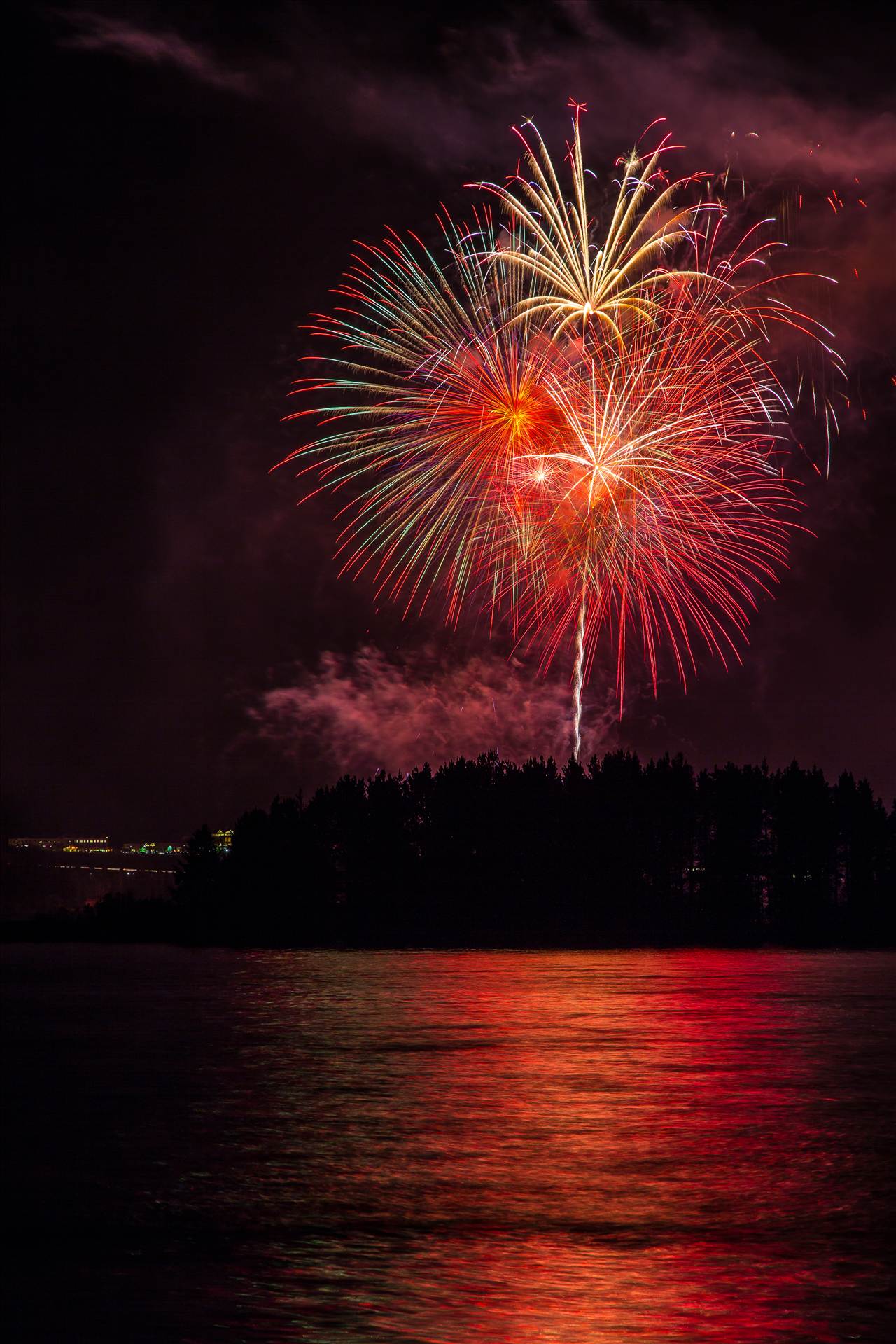 Dillon Reservoir Fireworks 2015 47 -  by Scott Smith Photos