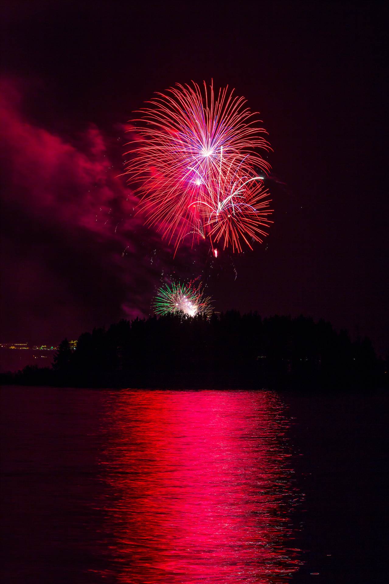 Dillon Reservoir Fireworks 2015 40 -  by Scott Smith Photos