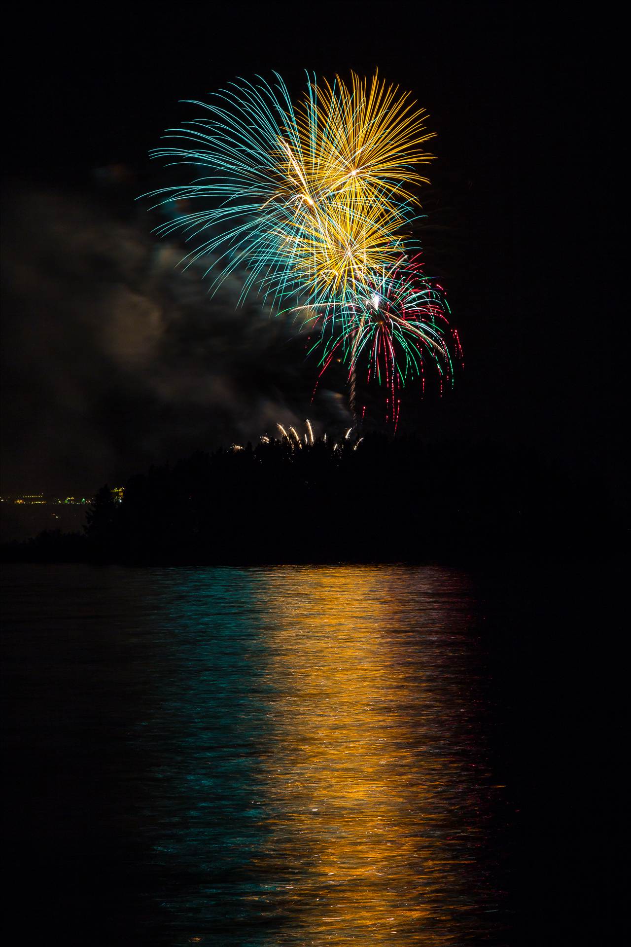 Dillon Reservoir Fireworks 2015 29 -  by Scott Smith Photos
