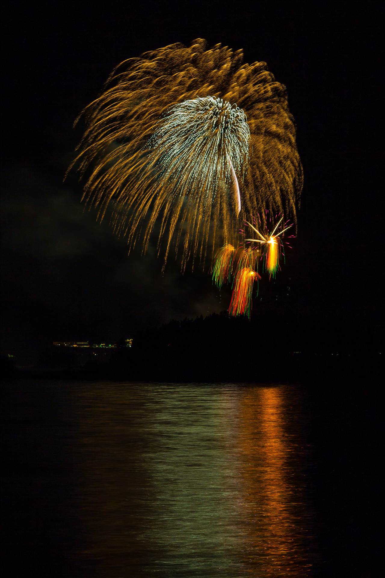 Dillon Reservoir Fireworks 2015 25 -  by Scott Smith Photos