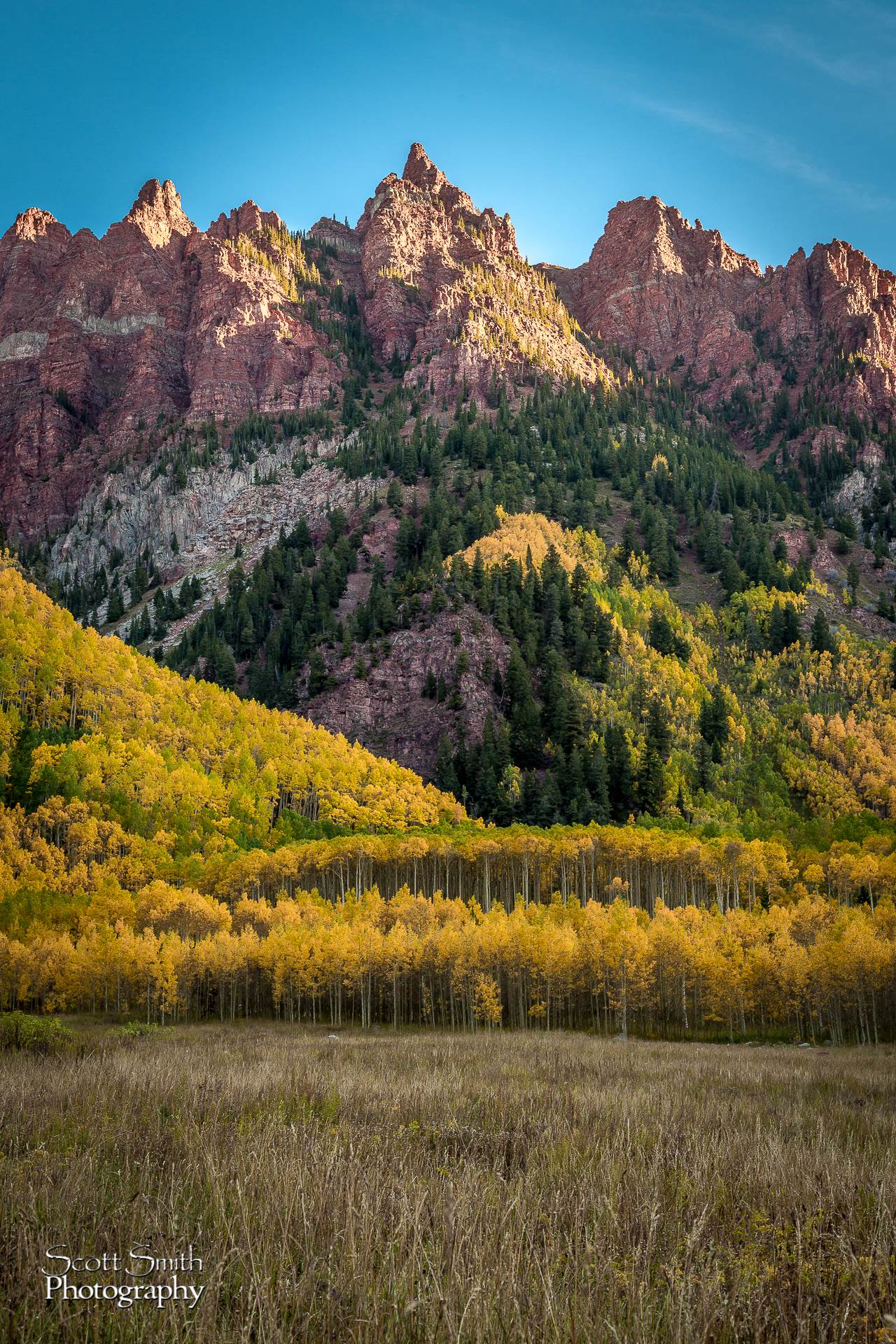 Maroon Bells - To the Right - Spectacular view to the right when entering the Maroons Bells area. by Scott Smith Photos
