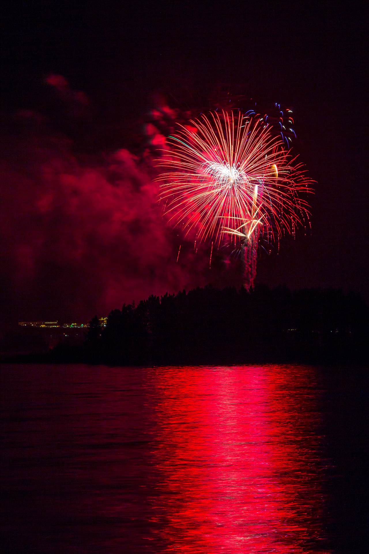 Dillon Reservoir Fireworks 2015 19 -  by Scott Smith Photos