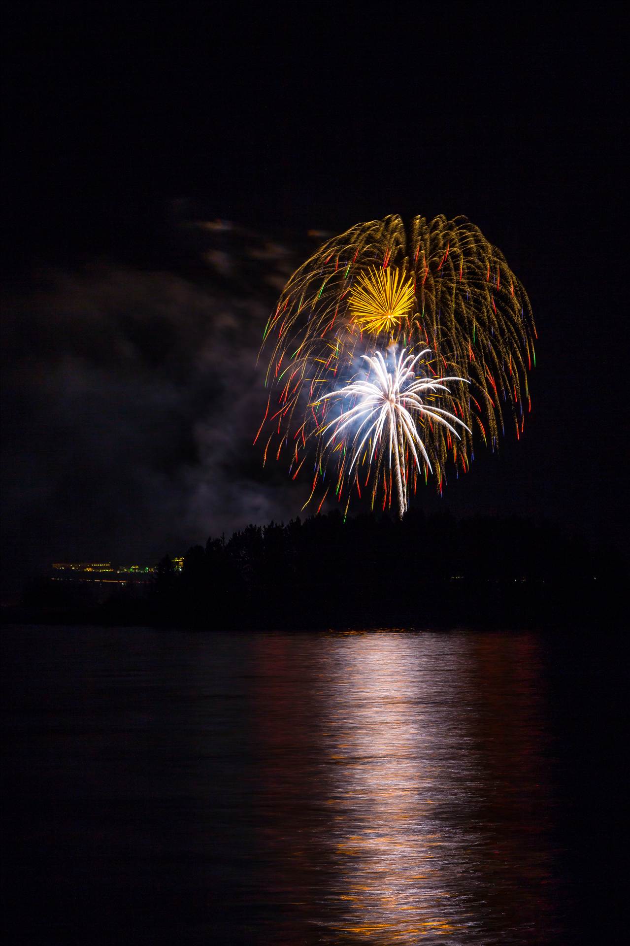 Dillon Reservoir Fireworks 2015 15 -  by Scott Smith Photos