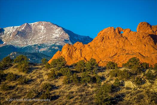 The Garden of the Gods earlier in the morning with Pike's Peak in the background.